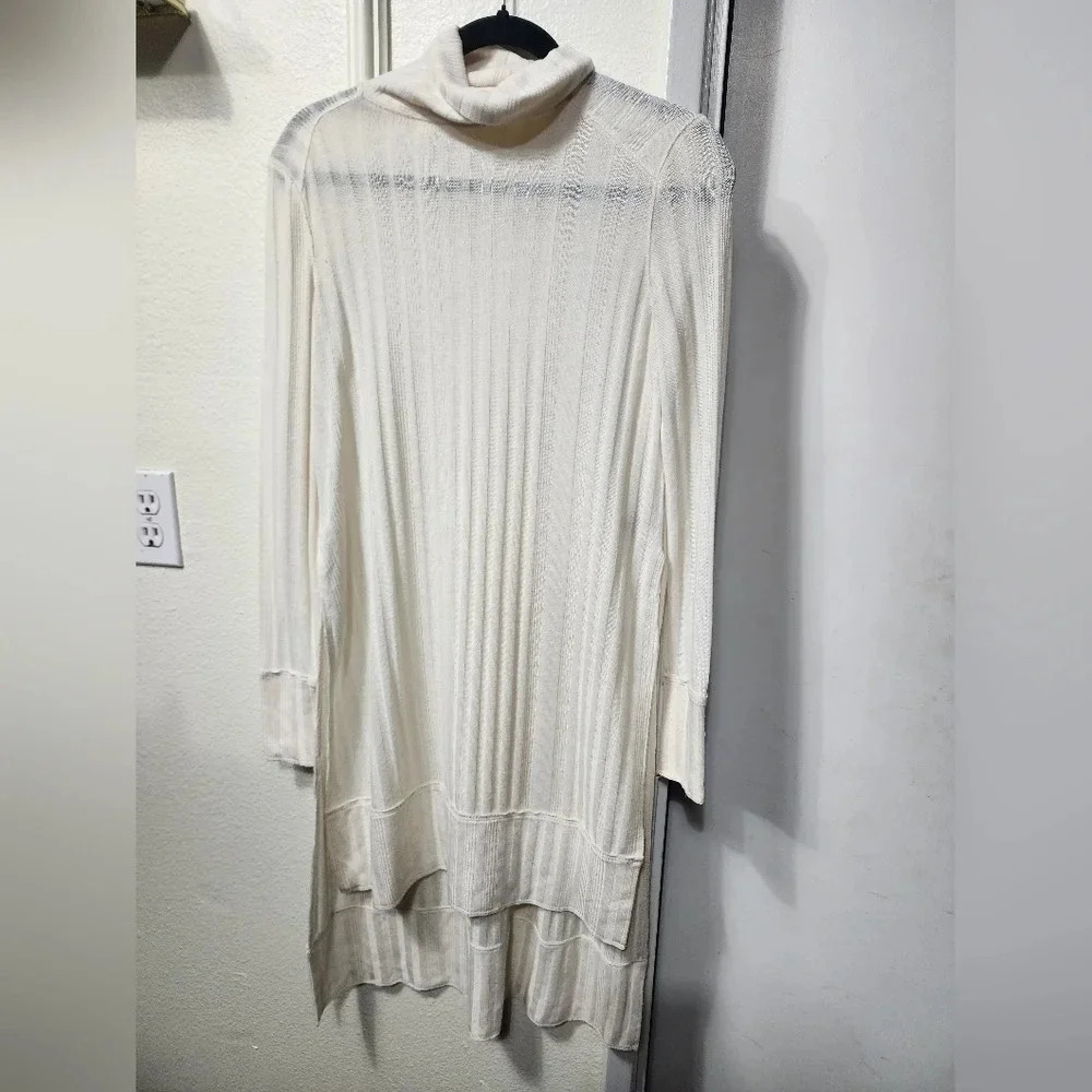 Free People We The Free Long Sleeve Mock Neck Split Sides Top in Ivory - Size XS